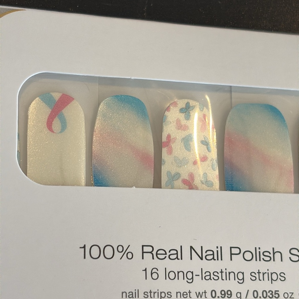 Color Street Nail Polish Strips - Picture 2 of 4
